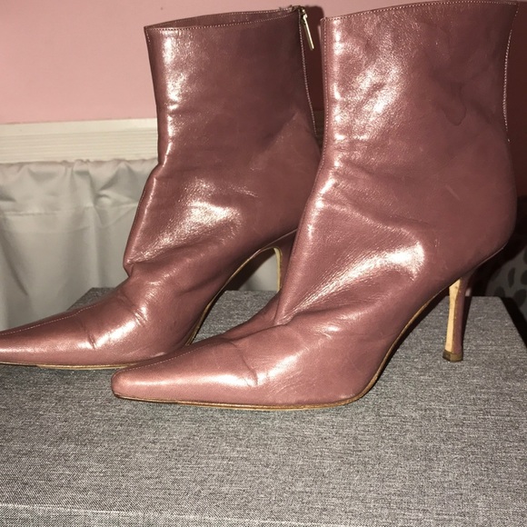 Jimmy Choo - Picture 1 of 4